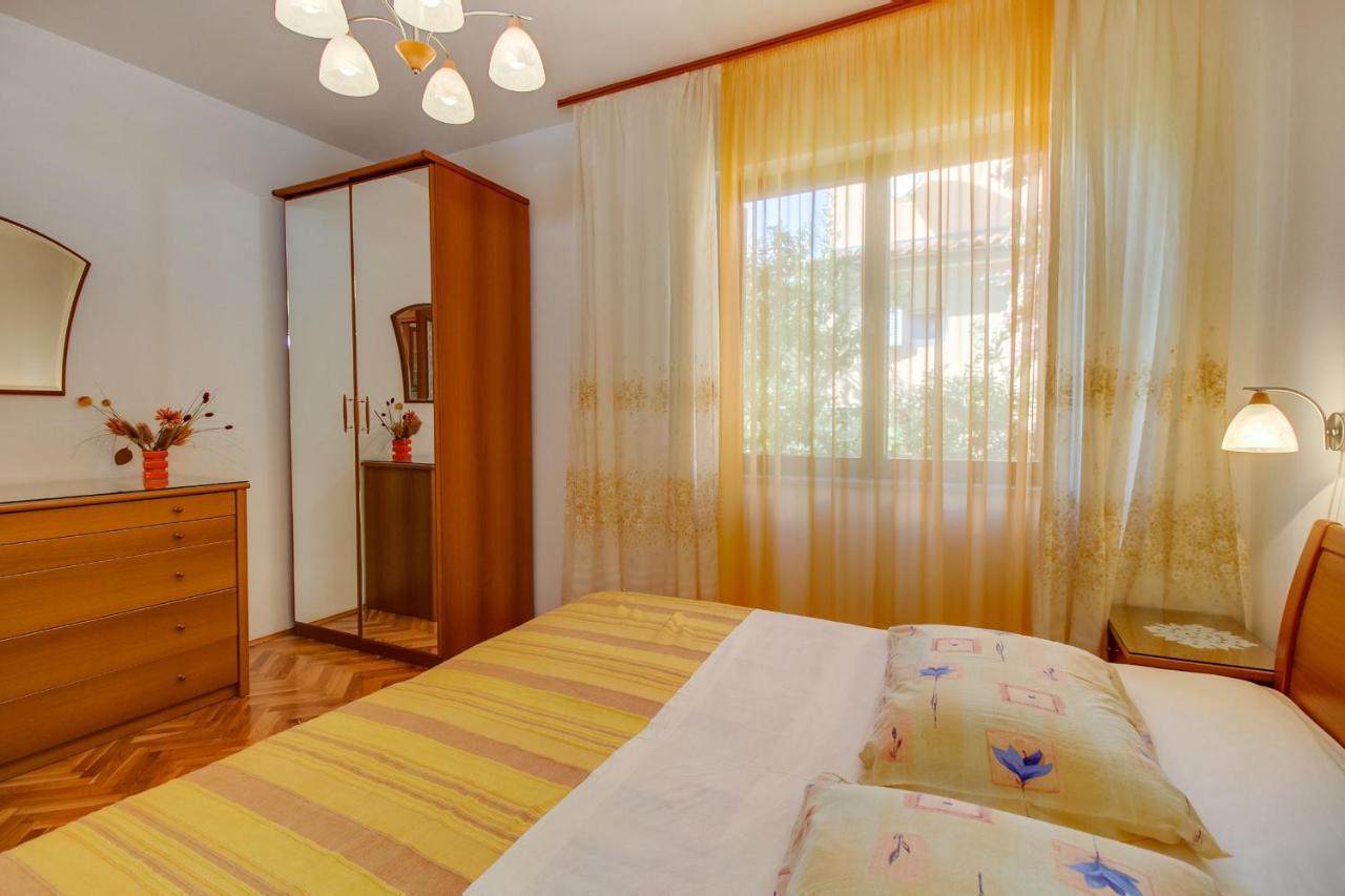 Apartman Mirjana 1 Mali Lošinj Dış mekan fotoğraf